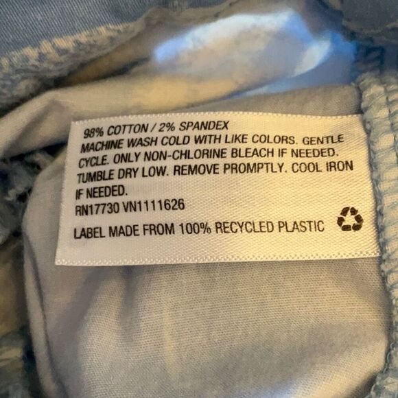 Light Blue and White Highrise Pleated Shorts With Tie Belt, 6 - Picture 8 of 14